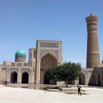 Uzbekistan in sette colori dell’arcobaleno